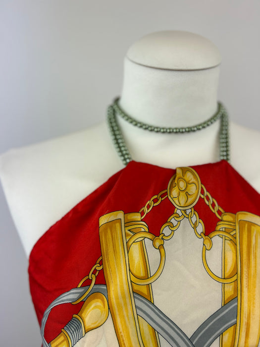 Sjaal top met parelketting