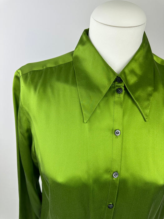 Grasgroene satijnen blouse