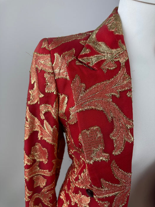 Jacquet jas rood met goud geweven