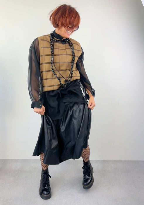 Lederlook plisérok van  Other Stories