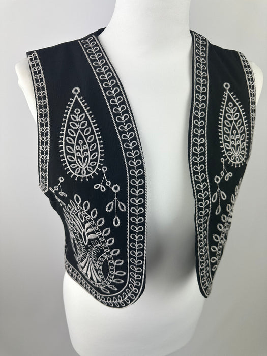 Geborduurd bolero giletje