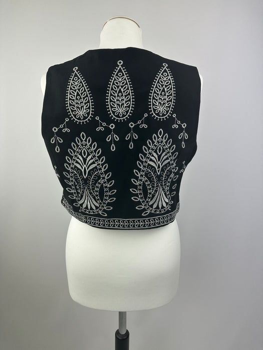 Geborduurd bolero giletje