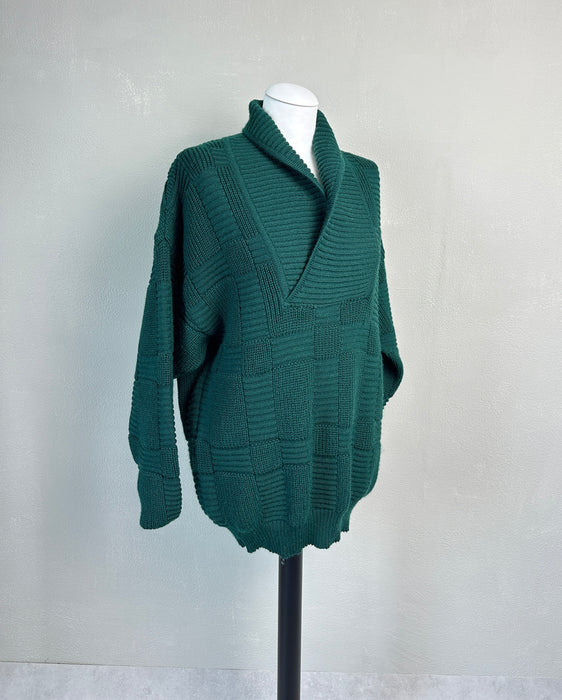 Donkergroene trui met overslag hals