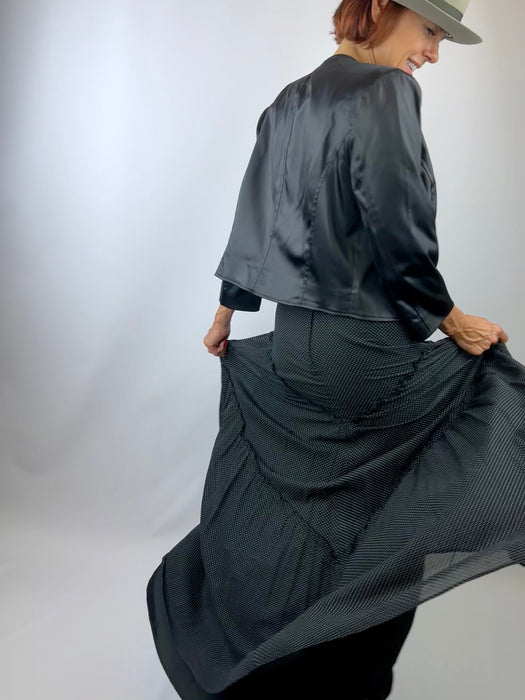 Zwarte met wit gestippelde maxi rok