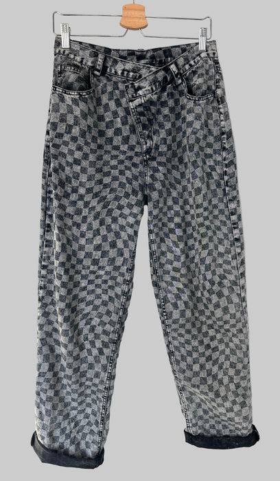 Geblokte jeans met asymmetrische sluiting