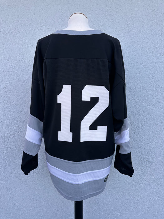 Zwart wit grijs ijshockey shirt
