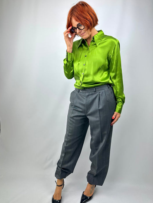 Grasgroene satijnen blouse
