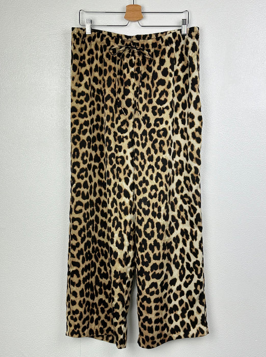Wijde panterprint broek