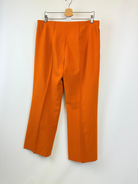Oranje broek
