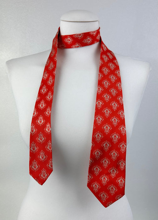 Rode stropdas met motief
