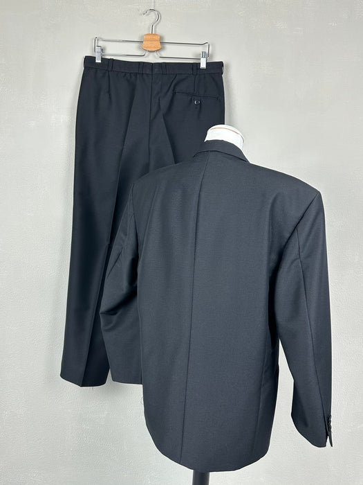 Smoking kostuum met paarse voering