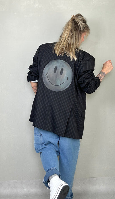 Zwart met paarse krijtstreep smiley