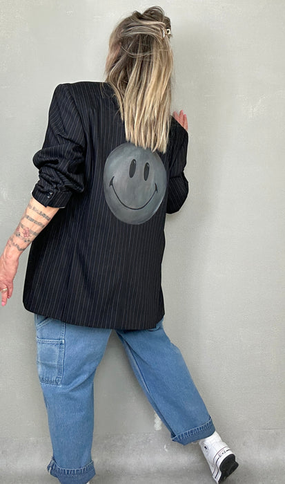 Zwart met paarse krijtstreep smiley