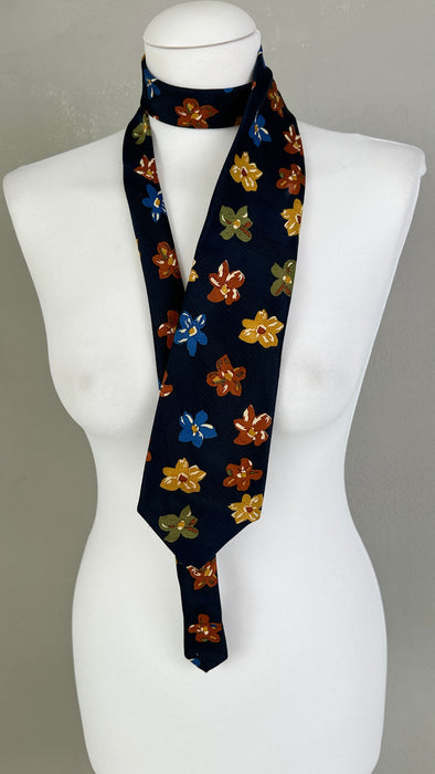 Stropdas blauw met bloemen