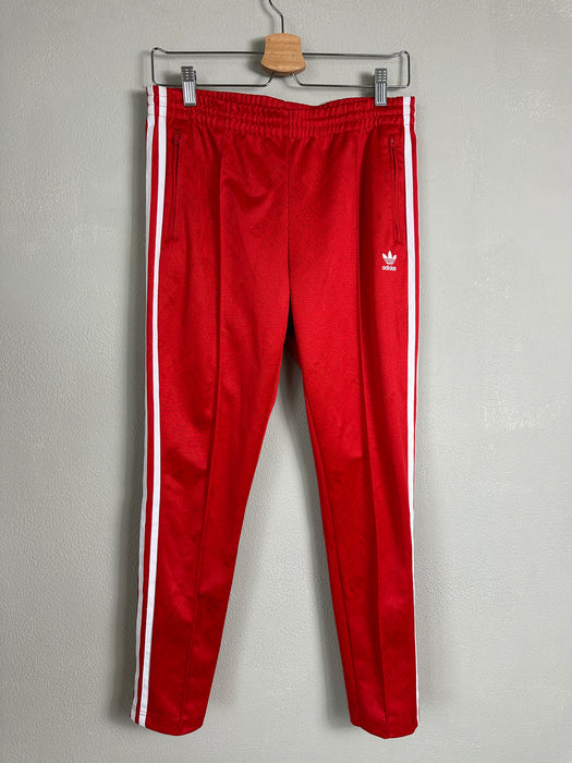 Rode Adidas trainer