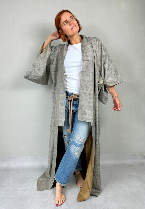 Lange grijze kimono
