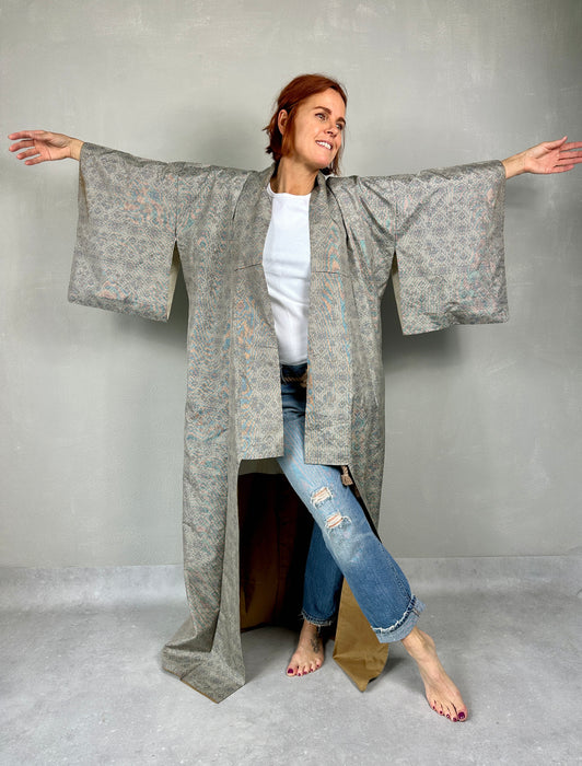 Lange grijze kimono