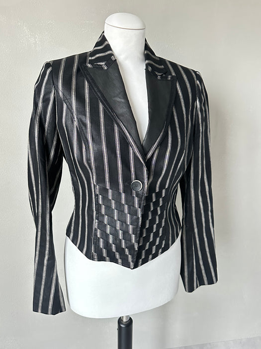 Kort getailleerd blazer jasje van Mart Visser