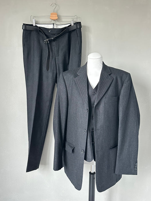 Drie-delig kostuum in antraciet