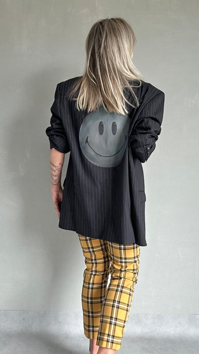 Zwart met paarse krijtstreep smiley