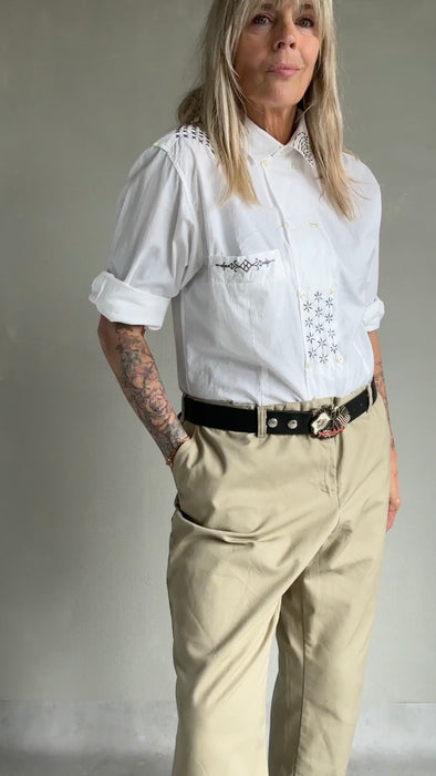 Witte blouse met Sashiko details