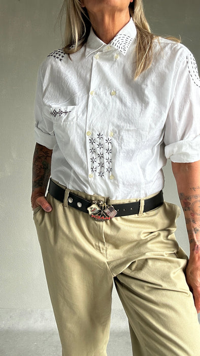 Witte blouse met Sashiko details
