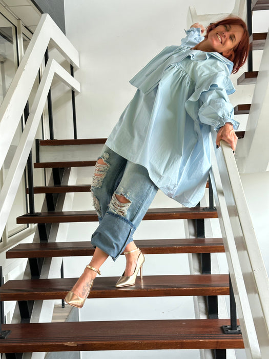 Lichtblauwe roezel blouse