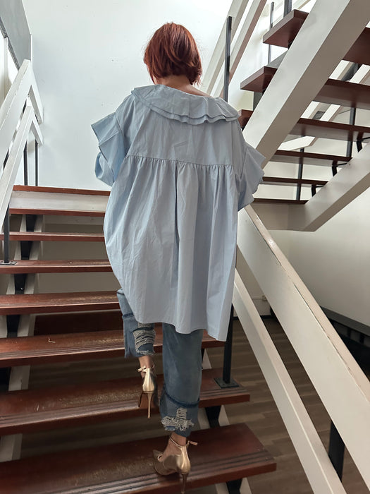 Lichtblauwe roezel blouse
