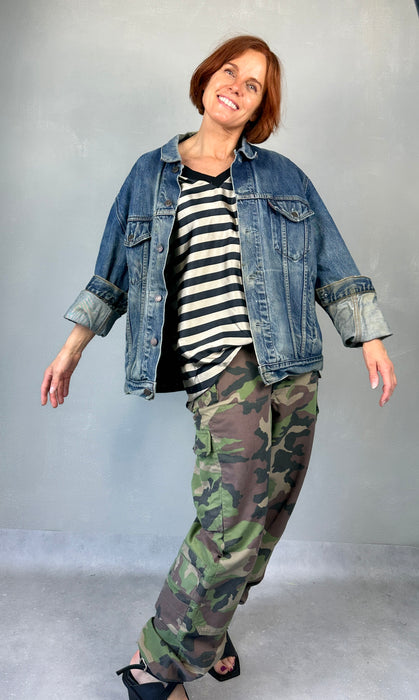 Oversized Levi's jack