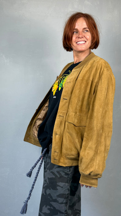 Oker suede bomberjack