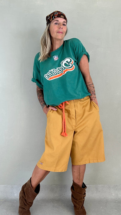 Mosterdgeel oversized short