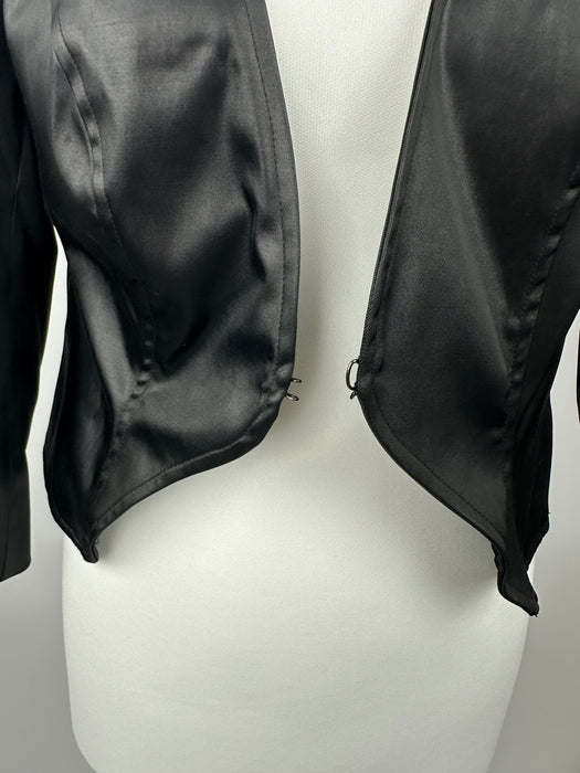 Zwart satijnen bolero jasje